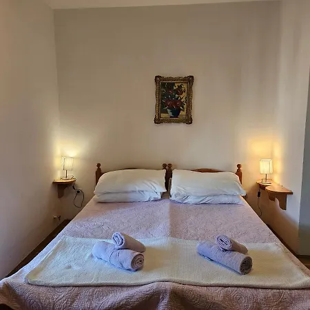 & Gaspar Guest house